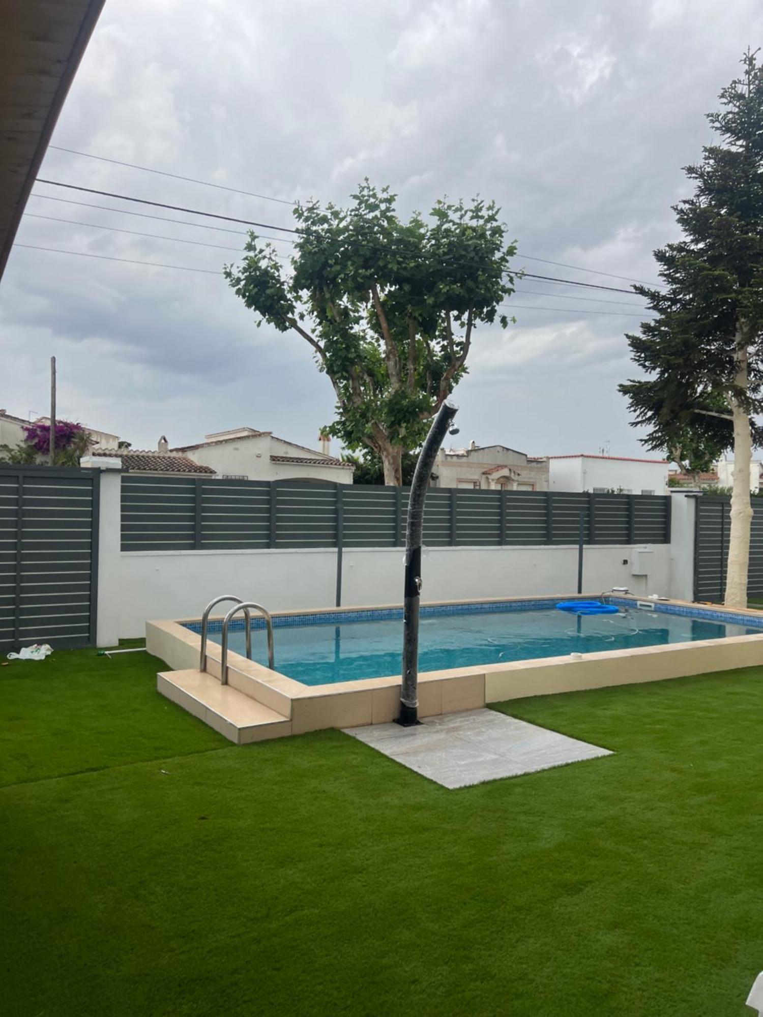 Requesens Playa Apartment Empuriabrava Bagian luar foto