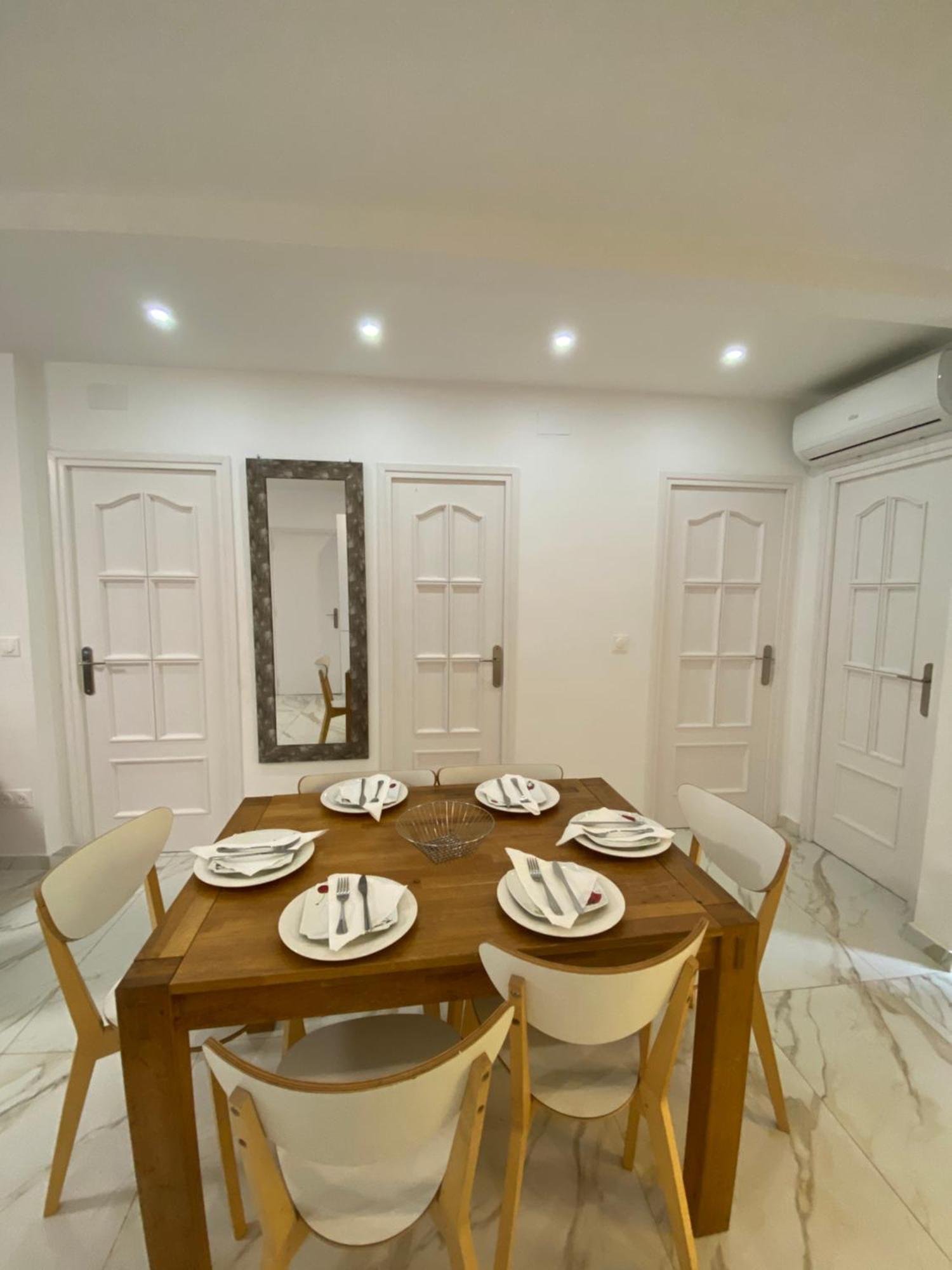 Requesens Playa Apartment Empuriabrava Bagian luar foto