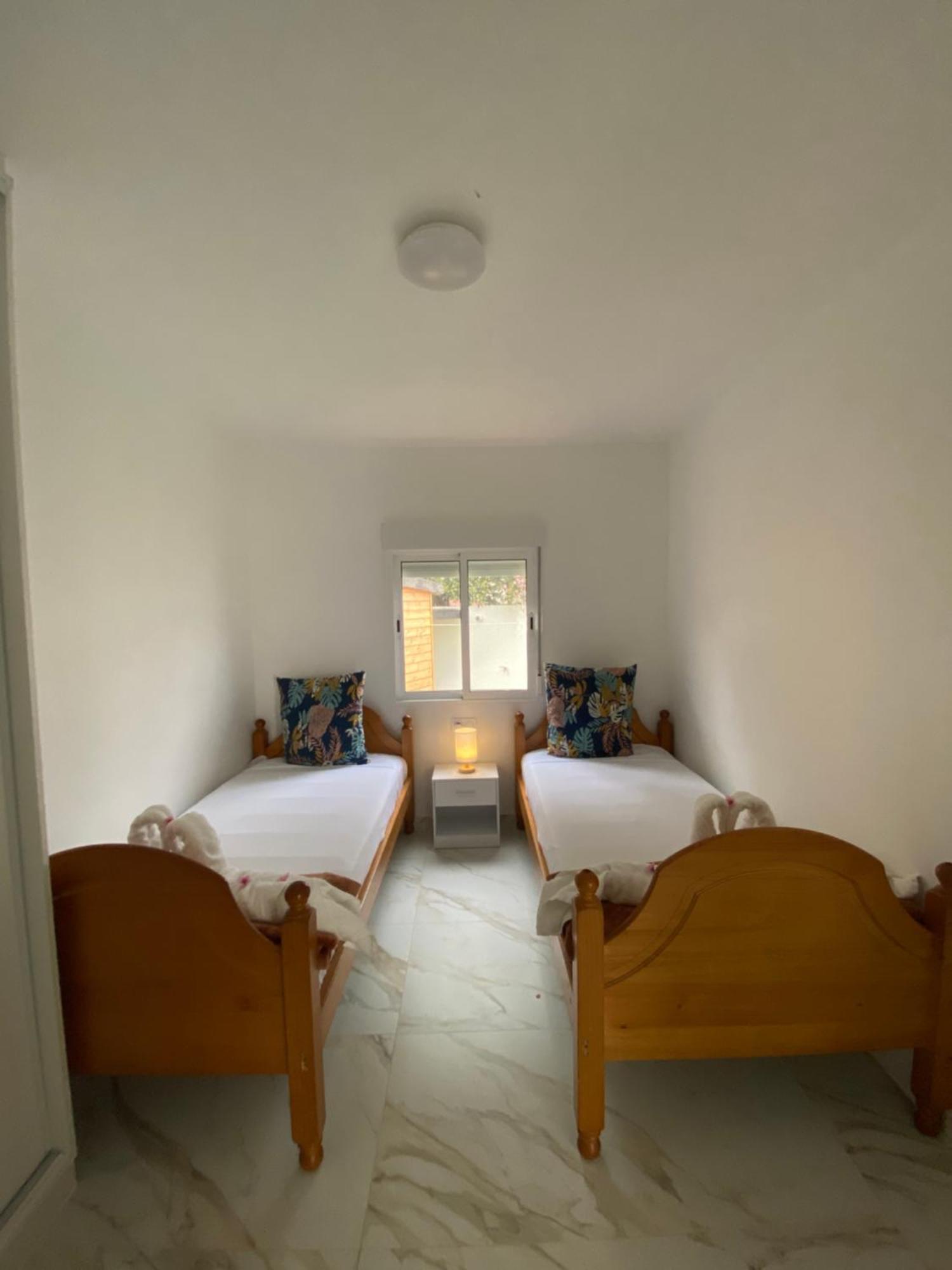 Requesens Playa Apartment Empuriabrava Bagian luar foto