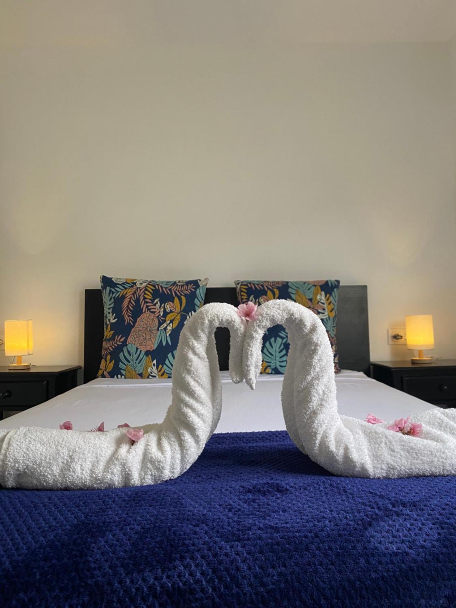 Requesens Playa Apartment Empuriabrava Bagian luar foto