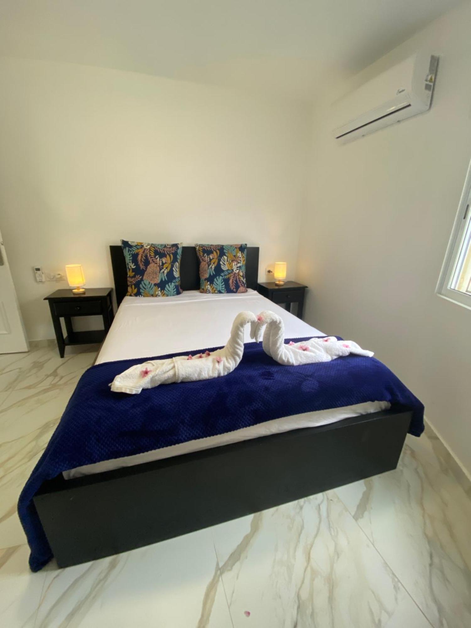 Requesens Playa Apartment Empuriabrava Bagian luar foto
