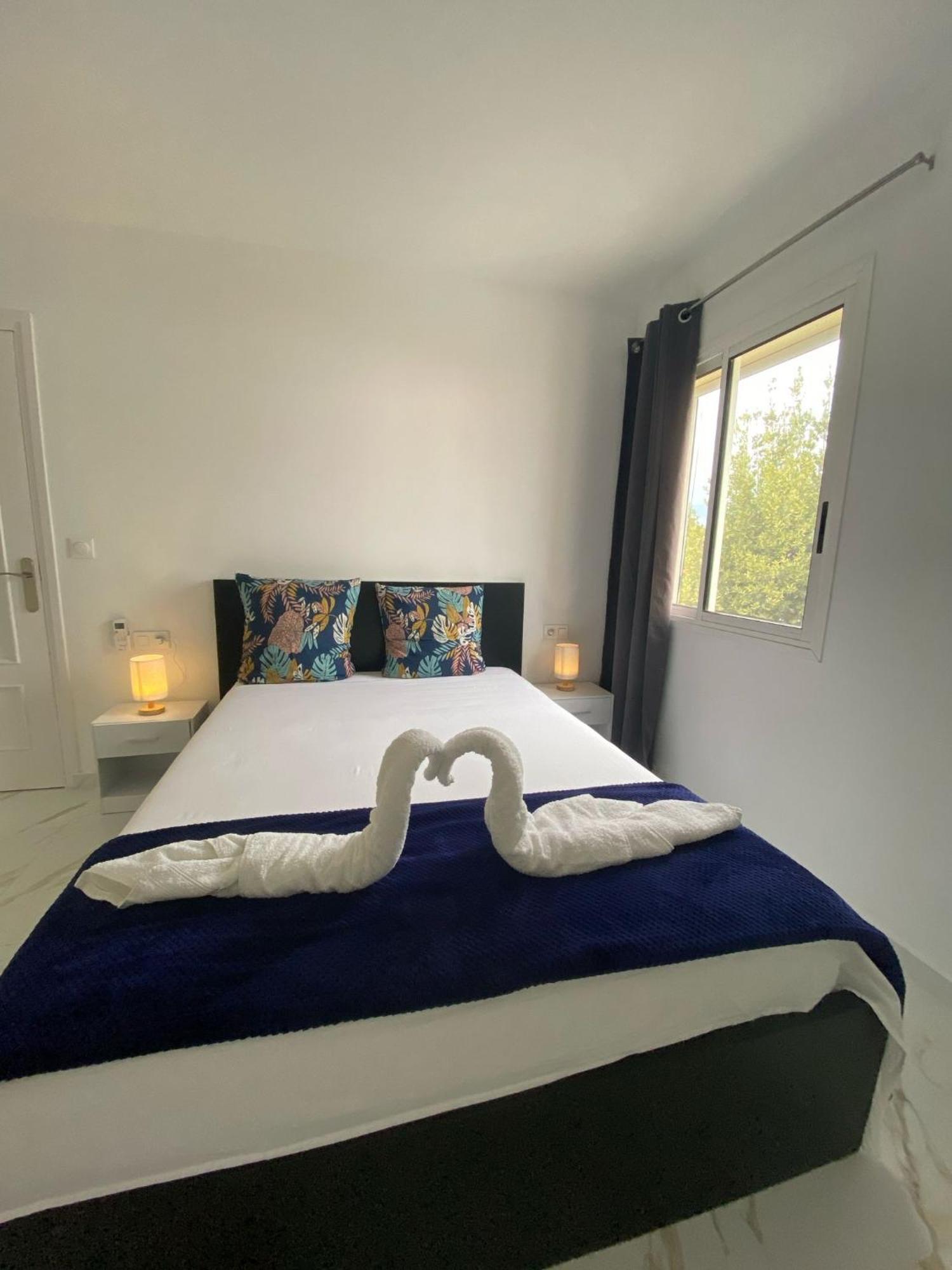 Requesens Playa Apartment Empuriabrava Bagian luar foto