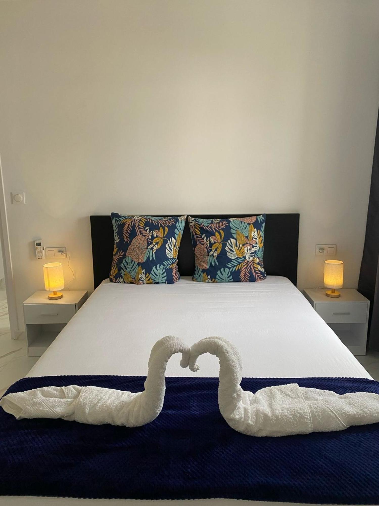 Requesens Playa Apartment Empuriabrava Bagian luar foto