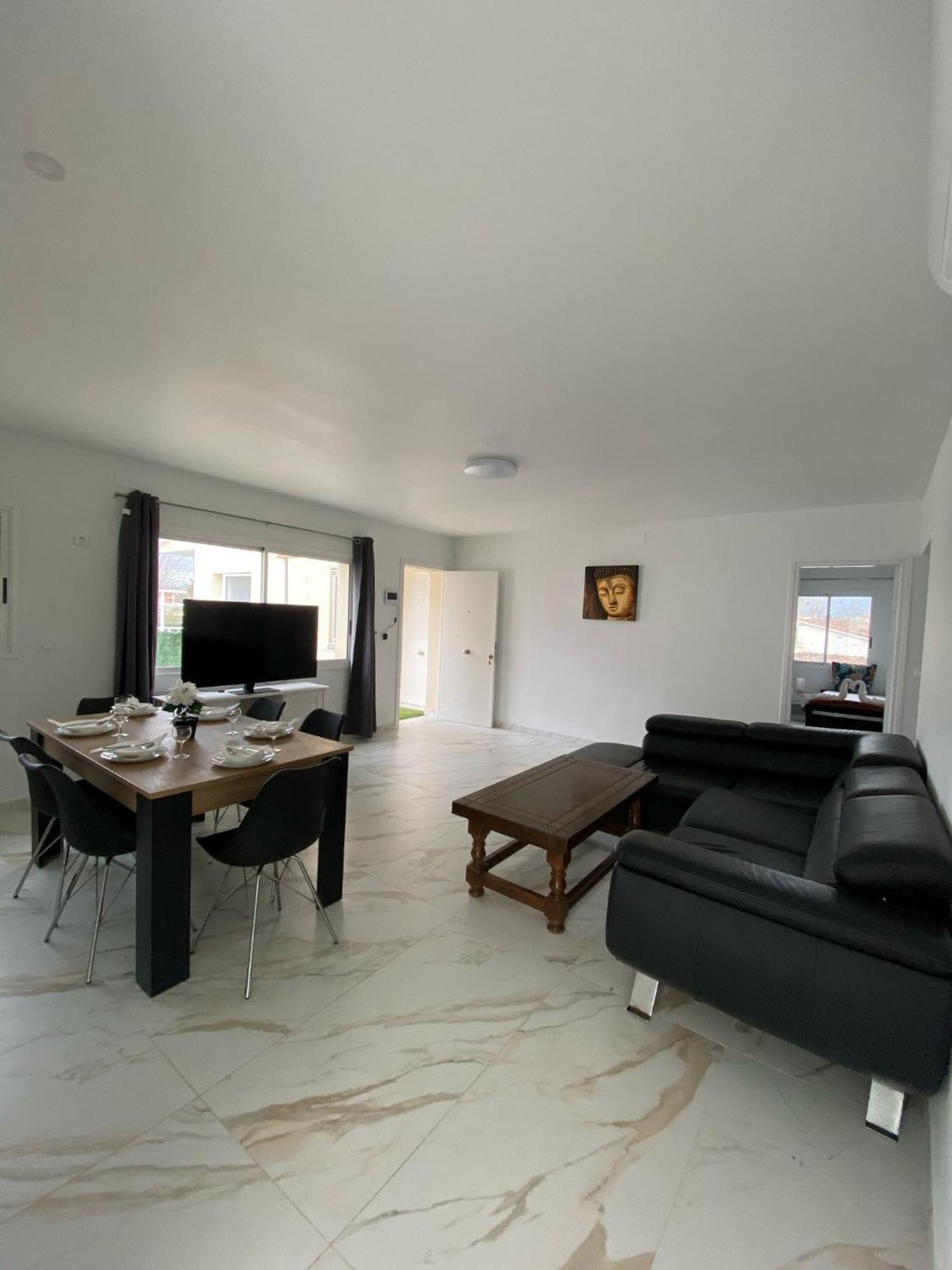 Requesens Playa Apartment Empuriabrava Bagian luar foto